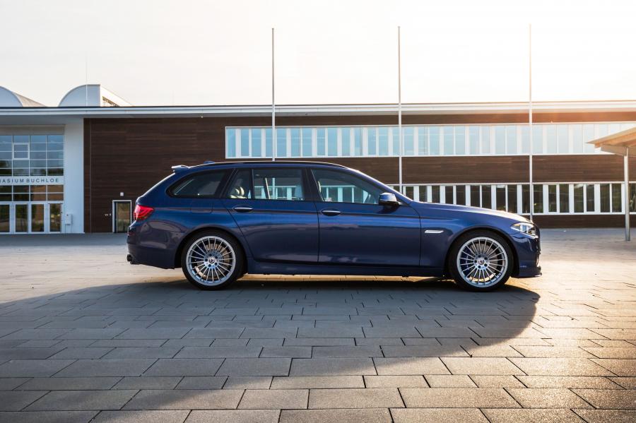  Alpina B5 Bi-Turbo Touring Edition 50 (F11) 2015 года  (фото 4 из 13)